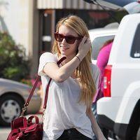 Emma Roberts shops at the Brentwood Country Mart | Picture 107299